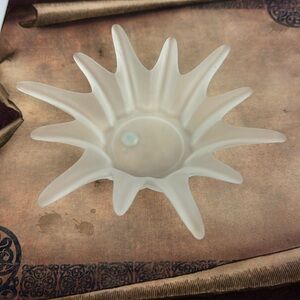 (1) PartyLite Frosted Glass Sunburst Splash Votive Tealight Candle Holder decor